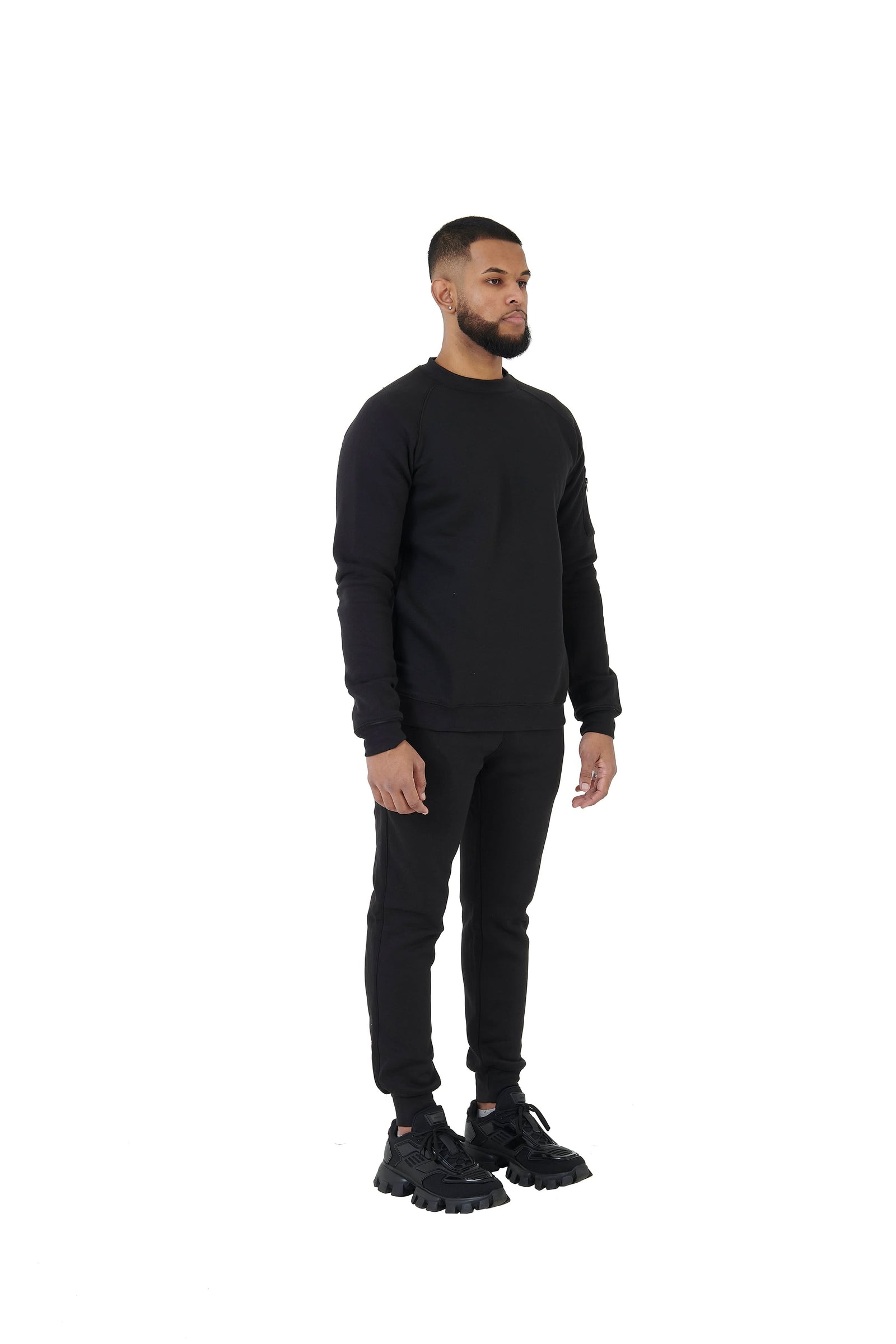 Wholesale Black Slim Fit Sweater and Black Joggers Unisex