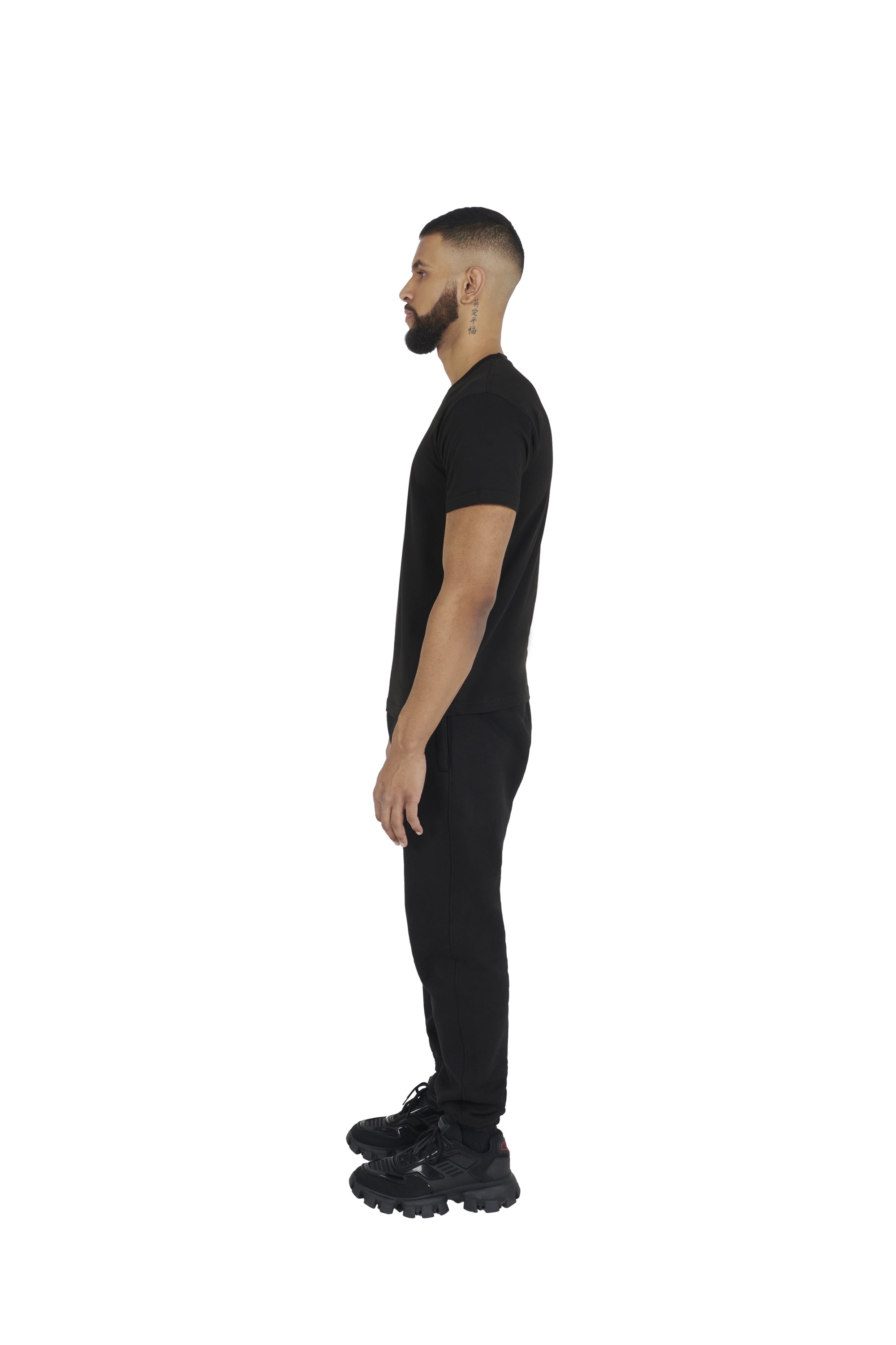 black Essential Regular Fit T shirt 180GSM