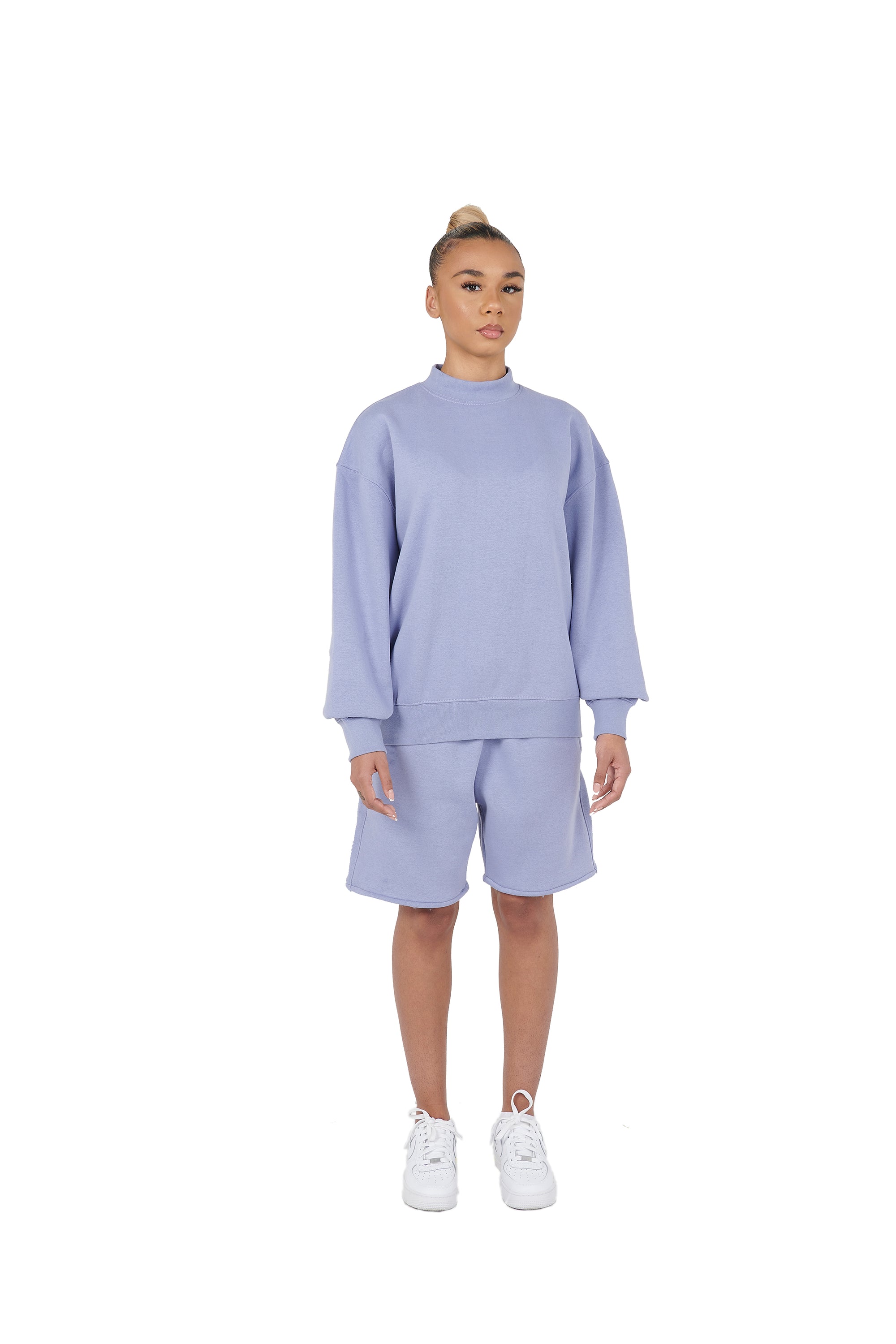 The plain over-sized sweatshirt and the over-sized shorts are available at wholesale prices\