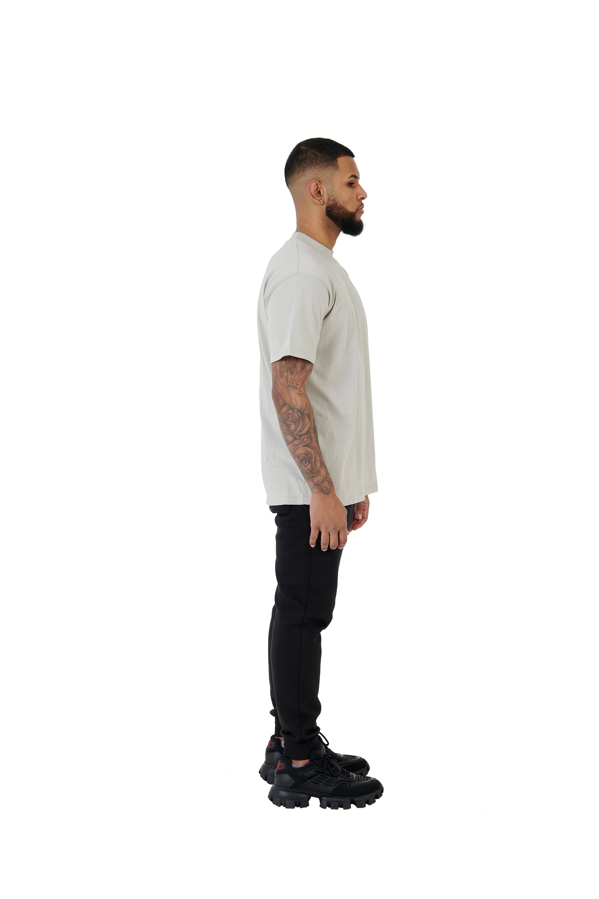 Wholesale Plain Stone Grey Oversized T-shirt and Oversized Plain Black Jogging Bottoms