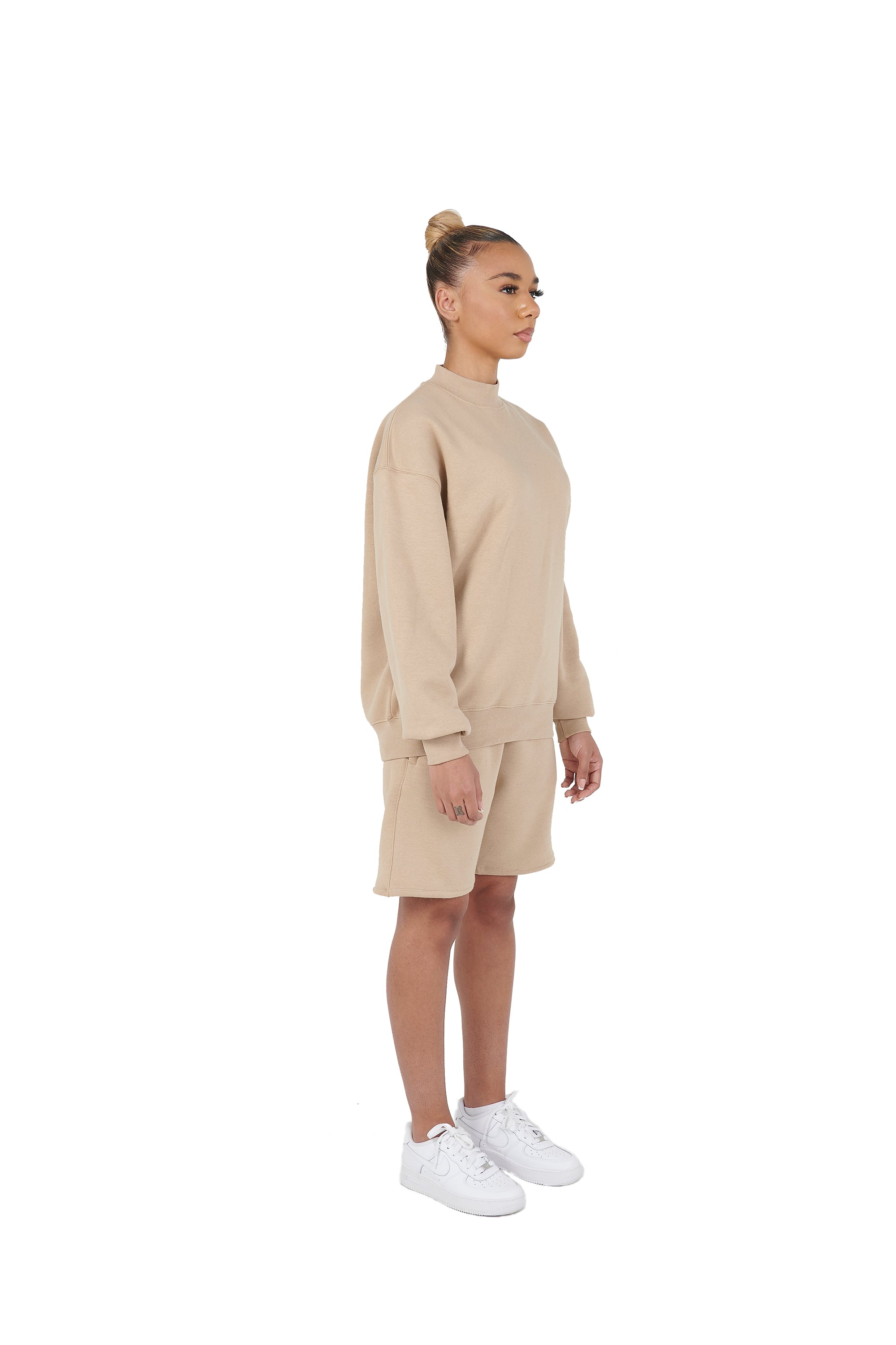 The plain over-sized sweatshirt and the over-sized shorts are available at wholesale prices