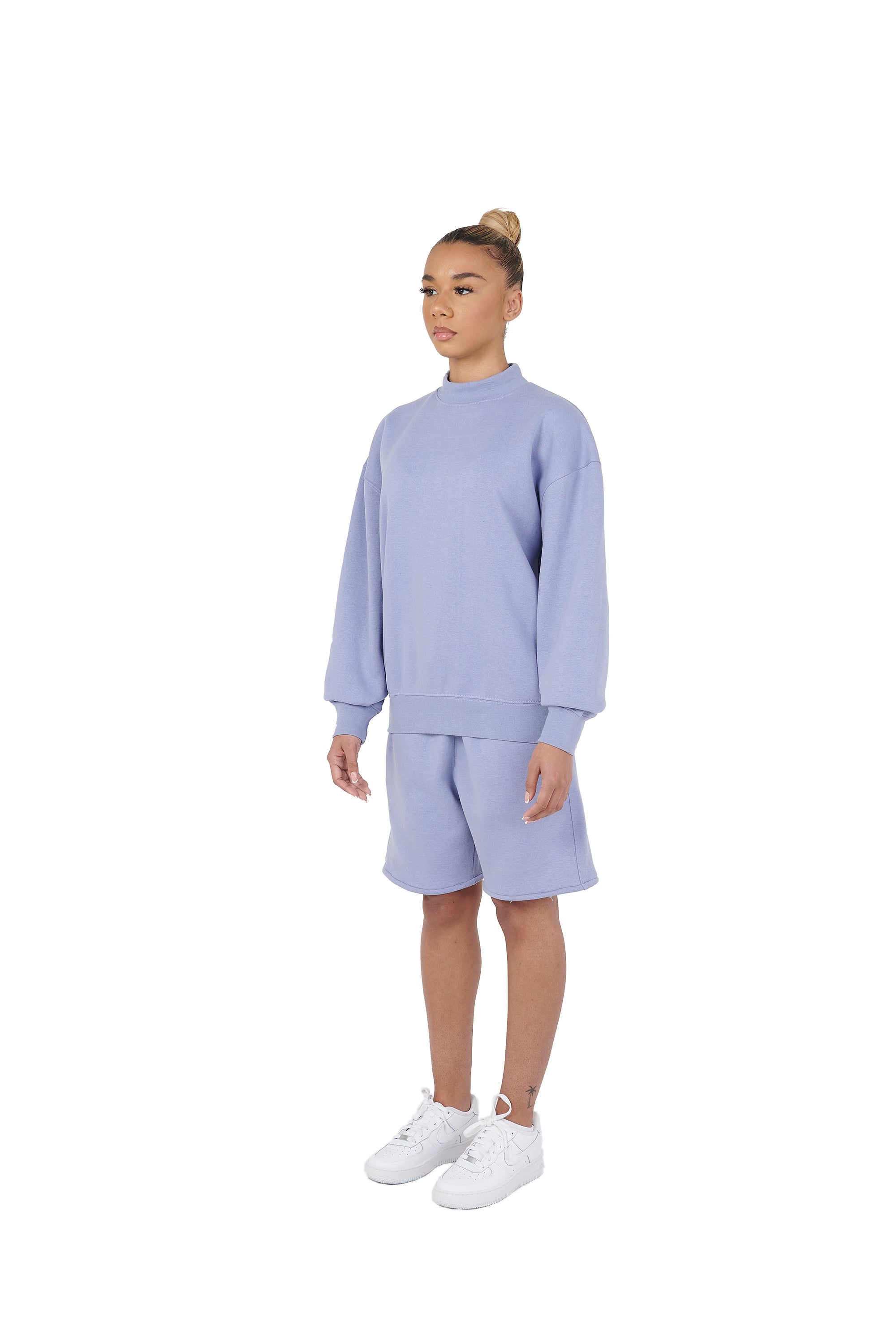 The plain over-sized sweatshirt and the over-sized shorts are available at wholesale prices