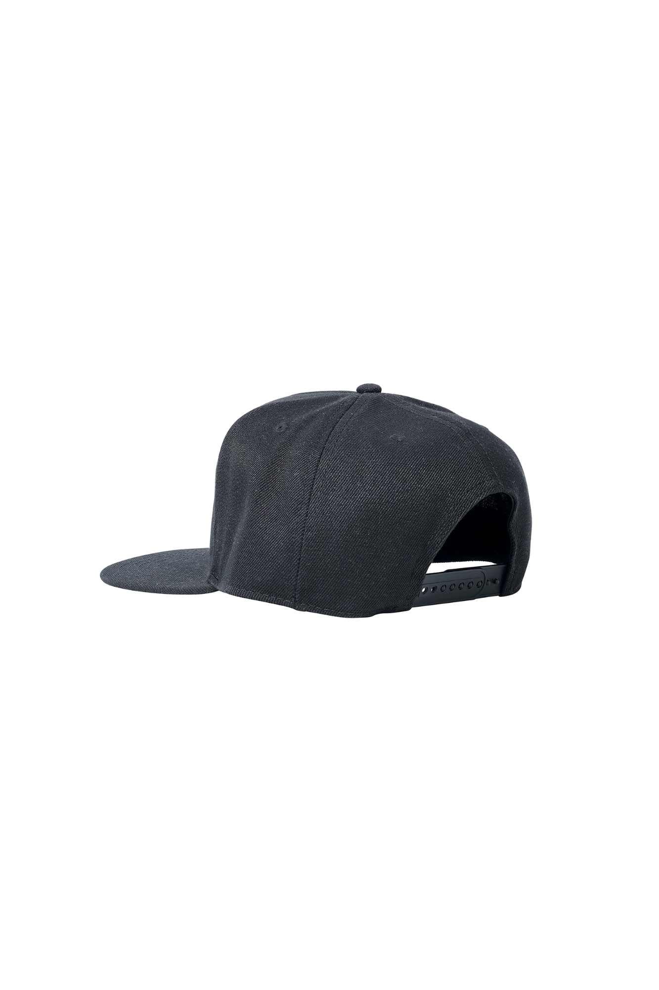 The Flat Peak Snap Back features visible stitching and is available at wholesale prices 