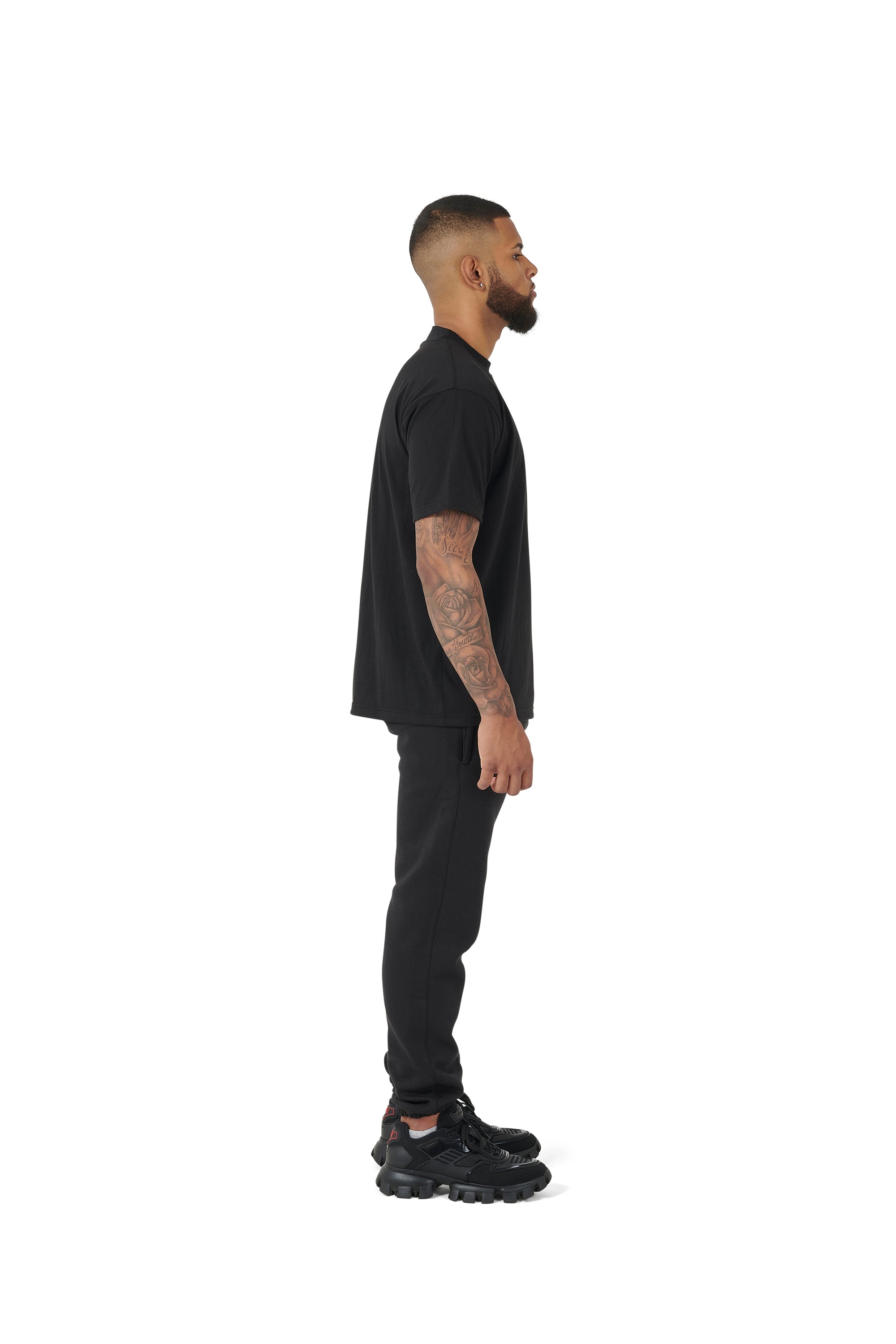 Wholesale Plain Black Oversized T-shirt and Oversized Plain Black Jogging Bottoms