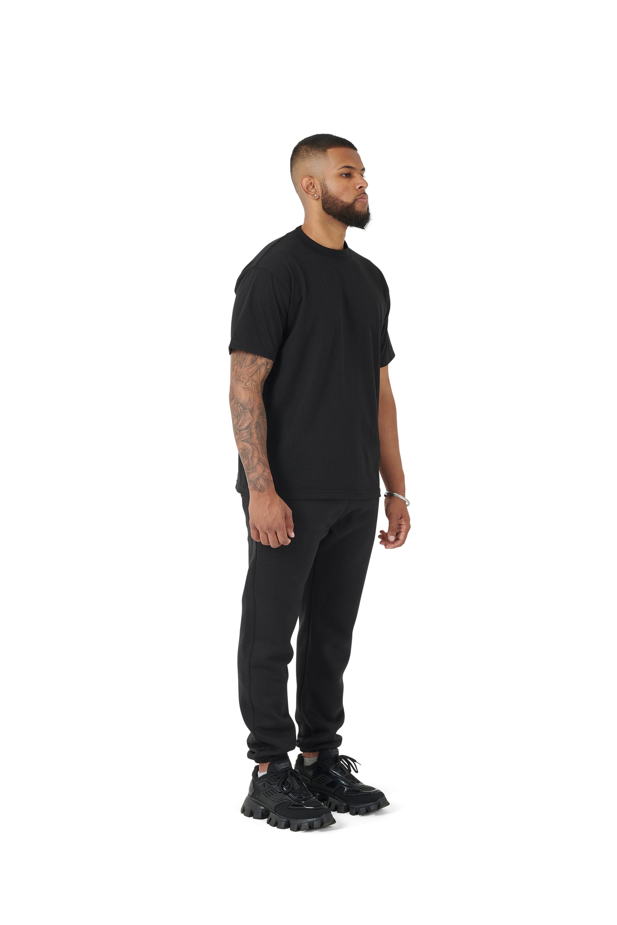 Wholesale Plain Black Oversized T-shirt and Oversized Plain Black Jogging Bottoms