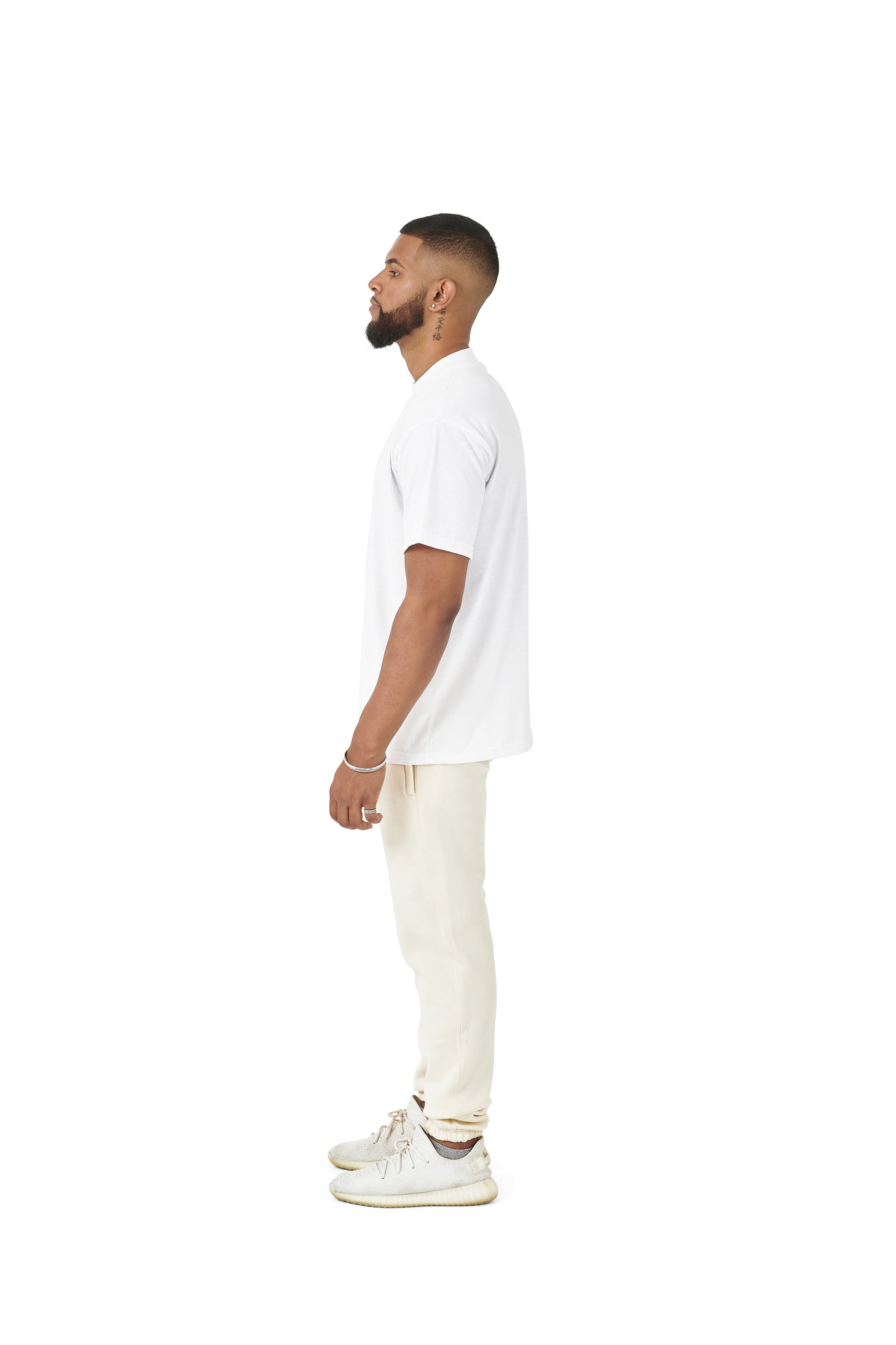 Wholesale Plain White Oversized T-shirt and Plain Oversized Cream Jogging Bottoms