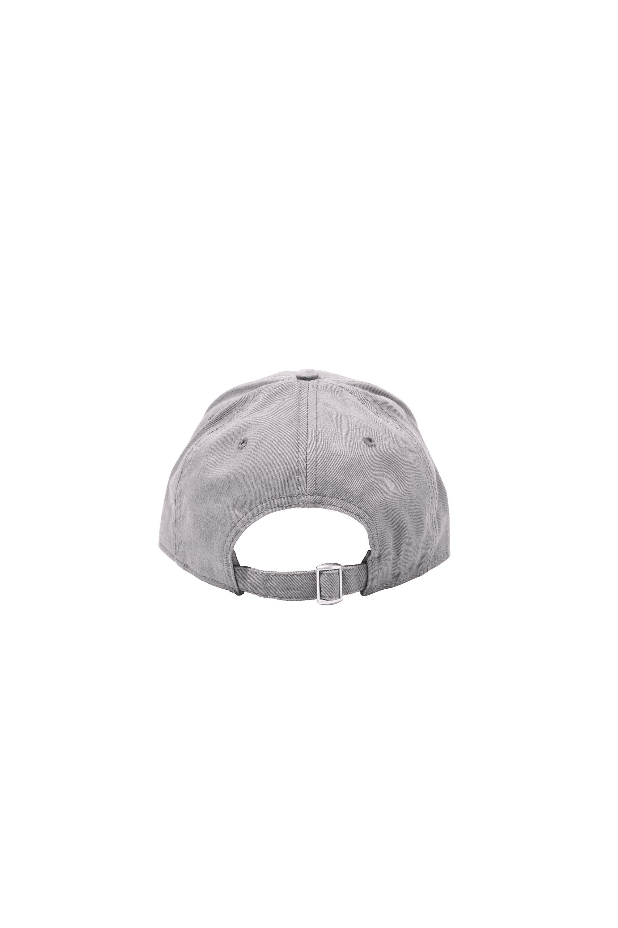 Wholesale Plain Cargo Caps with curved distressed peak and metal buckle strap-back. Available in Black, Grey, Navy, Charcoal, Red, Sand, Yellow and Khaki.